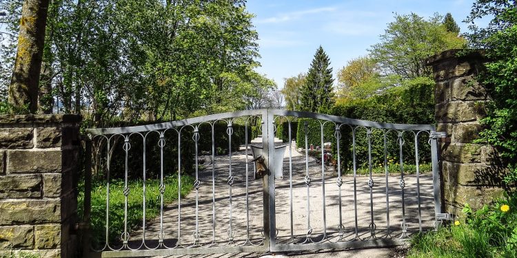 7 Gründe warum man Zäune aus Polen wählen sollte