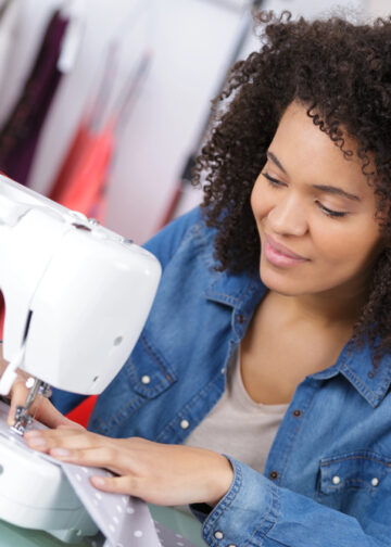 Einzigartig und nachhaltig: Wie man eigene Kleidung selbst herstellt